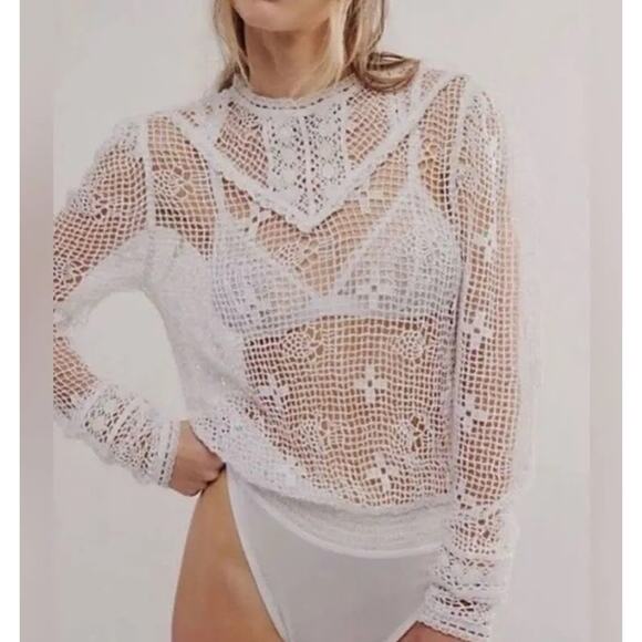 Free People Intimately 70’s Style Crochet Long Sleeve White Bodysuit M - Picture 1 of 5